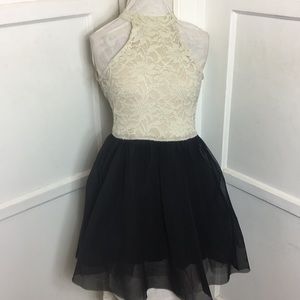 The vintage shop Medium